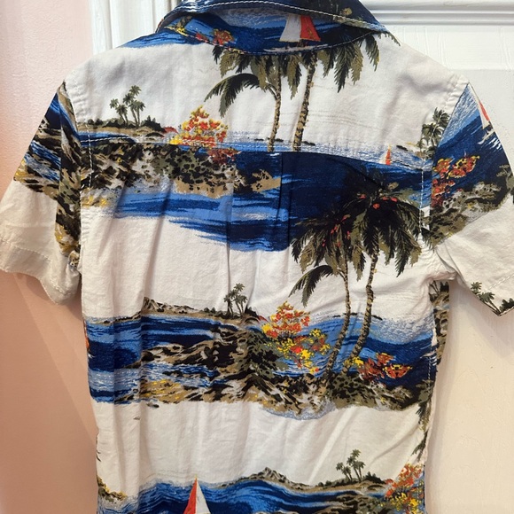 Toddler Boys Hawaiian print button down shirt - Picture 2 of 3
